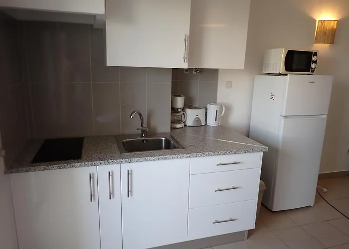 Great Value 5 Mins To De Rocha *